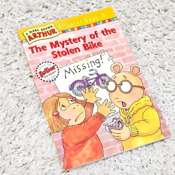 Arthur Children's Chapter Book Series 6-10. Softcover. GUC. - Picture 10 of 16